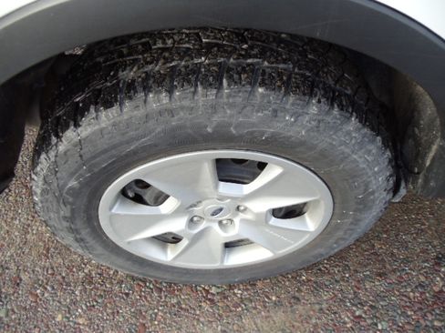 Used 2014 Ford Explorer XLS image 10
