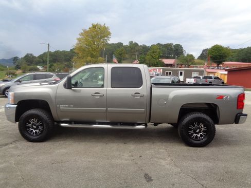Used 2007 Chevrolet Silverado 2500 LTZ image 7