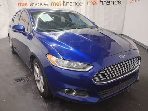 Used 2016 Ford Fusion SE image 1