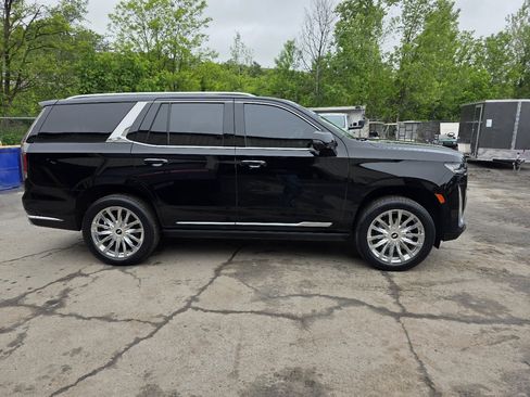 Used 2021 Cadillac Escalade Premium image 4