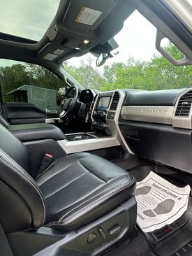 Used 2021 Ford F250 Lariat image 13
