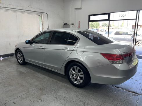 Used 2012 Honda Accord LX image 3