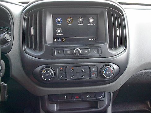 Used 2020 Chevrolet Colorado W/T image 18