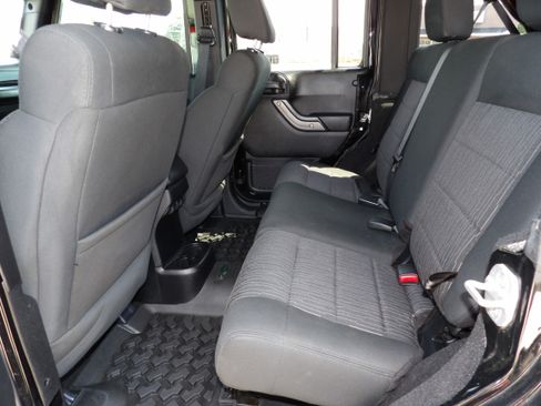 Used 2012 Jeep Wrangler Sport image 13