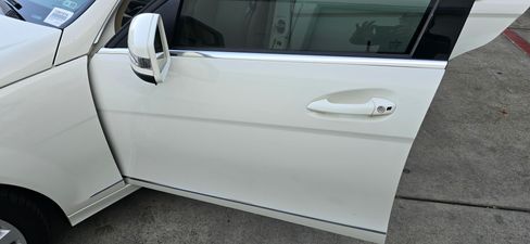 Used 2011 Mercedes-Benz C 300 Sport image 46