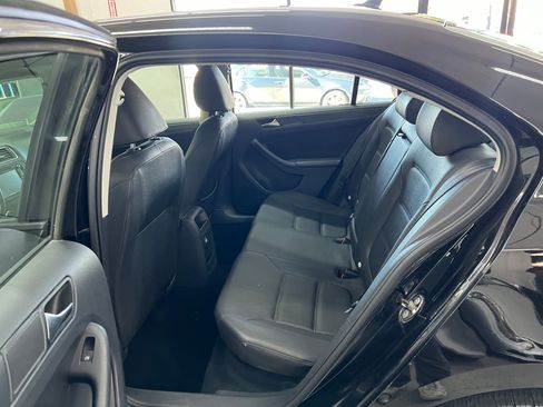 Used 2012 Volkswagen Jetta 2.5 SE image 12