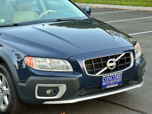 Used 2010 Volvo XC70 3.2 image 9