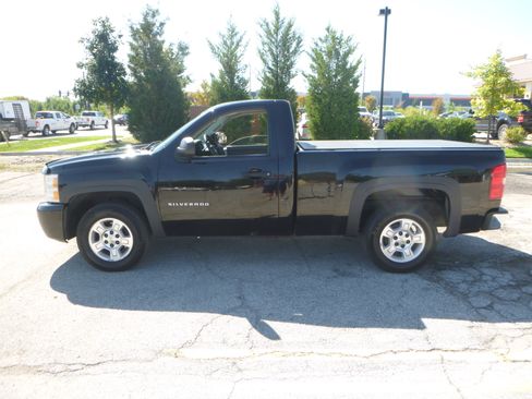 Used 2011 Chevrolet Silverado 1500 LS image 1