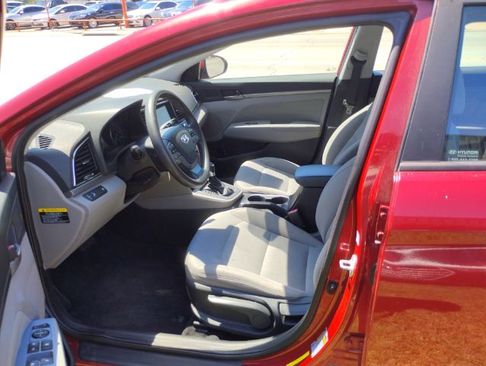 Used 2018 Hyundai Elantra Limited image 10
