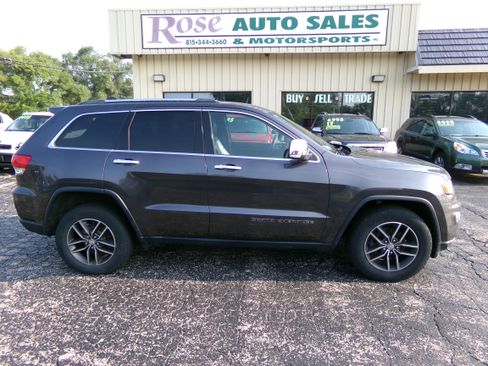 Used 2018 Jeep Grand Cherokee Limited image 6
