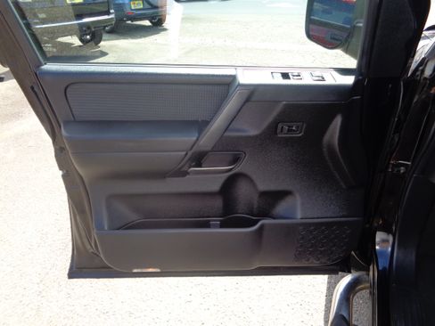 Used 2012 Nissan Titan SV image 26