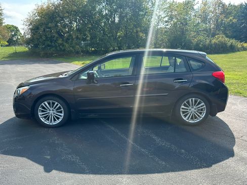 Used 2012 Subaru Impreza 2.0i Sport Limited image 4
