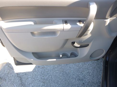 Used 2011 Chevrolet Silverado 1500 LS image 15
