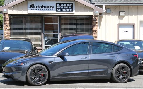Used 2024 Tesla Model 3 Performance image 1
