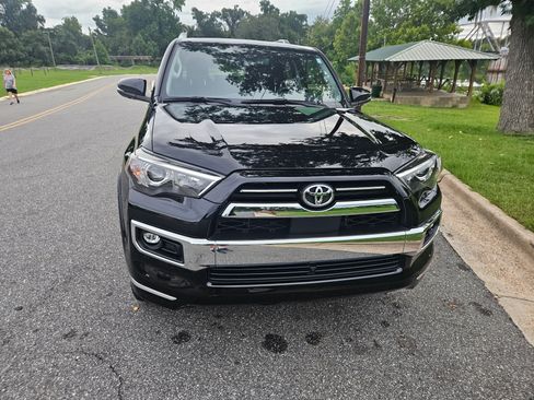 Used 2024 Toyota 4Runner Limited image 5