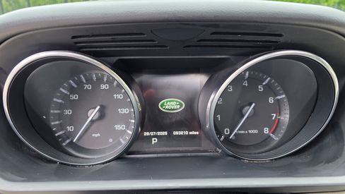 Used 2015 Land Rover Range Rover Sport HSE image 2