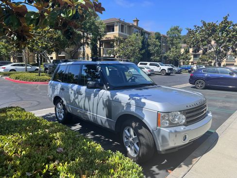 Used 2008 Land Rover Range Rover HSE image 8