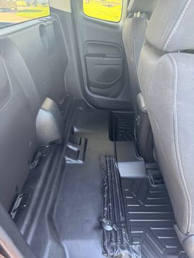Used 2022 Chevrolet Colorado LT w/ Fleet Safety Package image 13