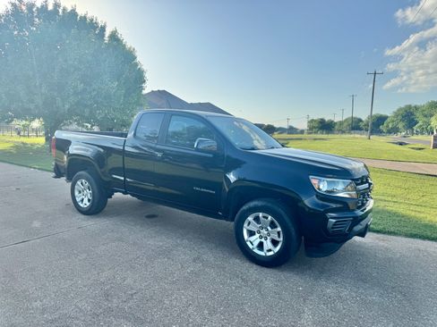 Used 2022 Chevrolet Colorado LT w/ Fleet Safety Package image 6
