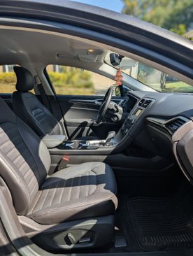 Used 2015 Ford Fusion SE w/ Equipment Group 202A image 17