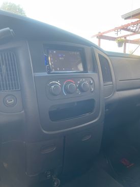 Used 2005 Dodge Ram 1500 Truck SLT image 15