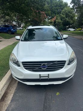 Used 2015 Volvo XC60 T5 Premier w/ Protection Package image 2
