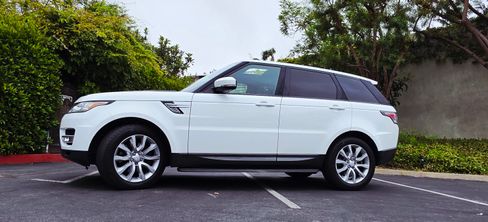 Used 2015 Land Rover Range Rover Sport HSE image 12