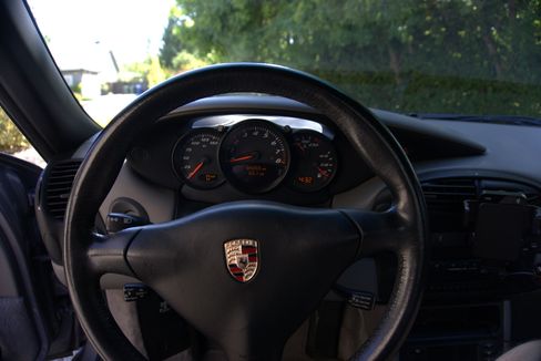 Used 2002 Porsche Boxster image 11