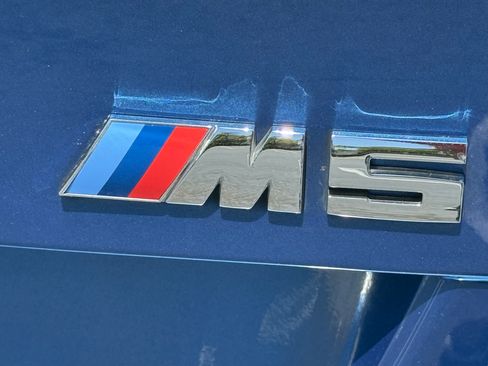 Used 2013 BMW M5 image 8