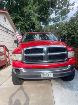 Used 2005 Dodge Ram 1500 Truck SLT image 2