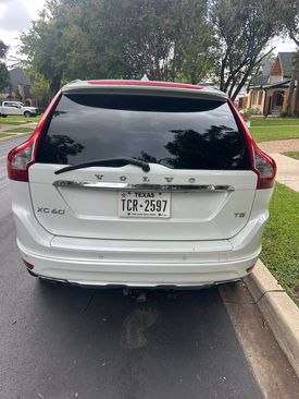 Used 2015 Volvo XC60 T5 Premier w/ Protection Package image 4