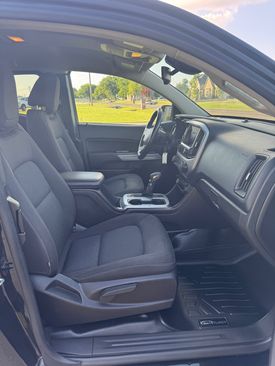 Used 2022 Chevrolet Colorado LT w/ Fleet Safety Package image 15