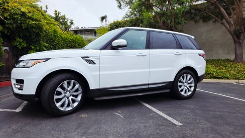 Used 2015 Land Rover Range Rover Sport HSE image 5