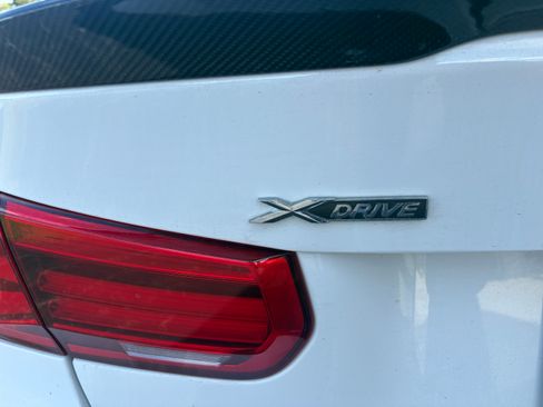 Used 2018 BMW 330i xDrive Sedan image 19