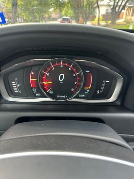 Used 2015 Volvo XC60 T5 Premier w/ Protection Package image 8