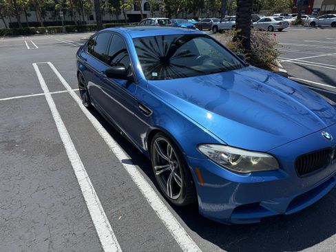 Used 2013 BMW M5 image 5
