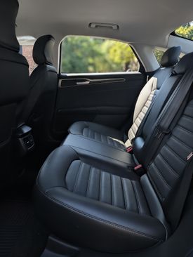 Used 2015 Ford Fusion SE w/ Equipment Group 202A image 21