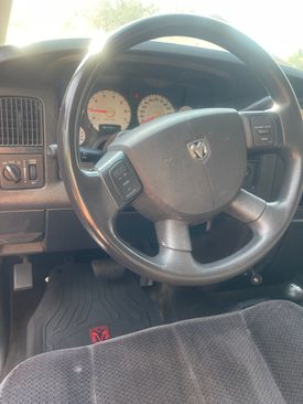 Used 2005 Dodge Ram 1500 Truck SLT image 13