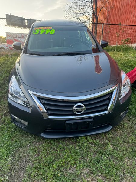 Used 2013 Nissan Altima image 1
