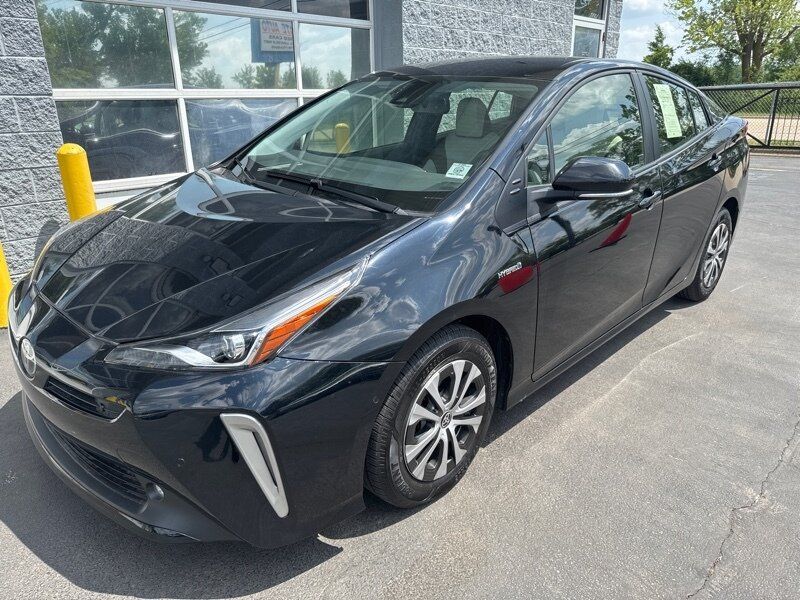 Used 2022 Toyota Prius image 1