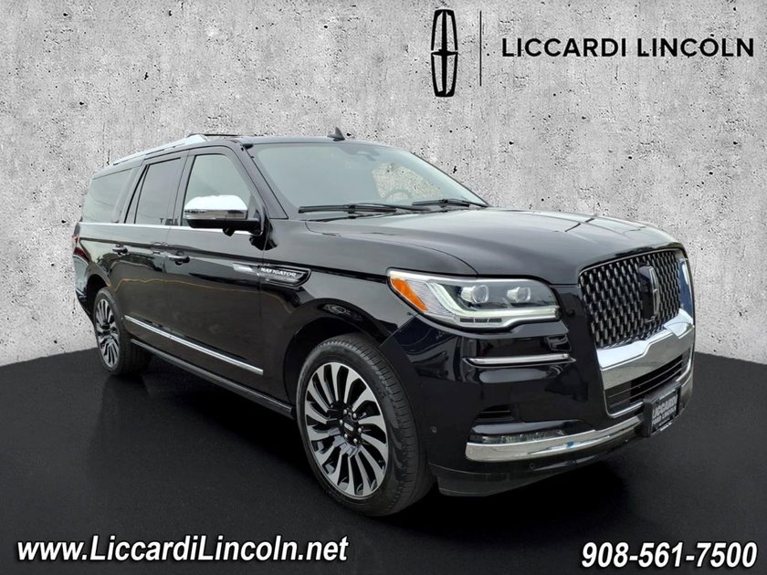 Used Lincoln Navigator L Black Label for Sale in New York, NY