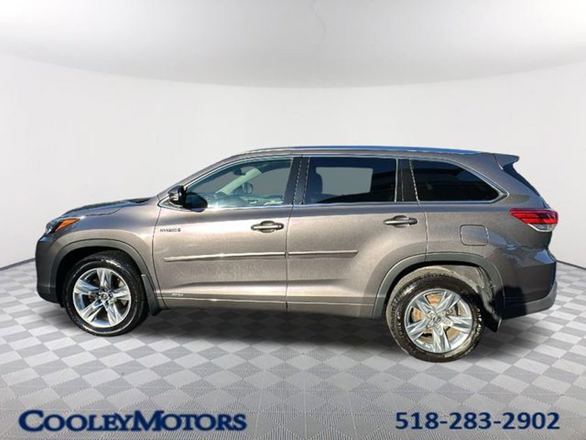 Used Toyota Highlander Hybrid for Sale Near Me in Schenectady, NY