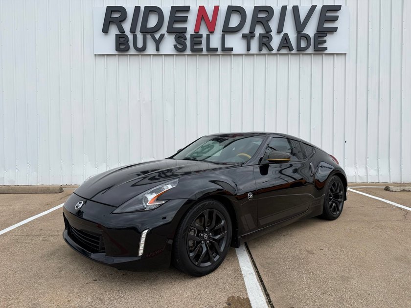 Nissan 370Z for Sale - Kelley Blue Book