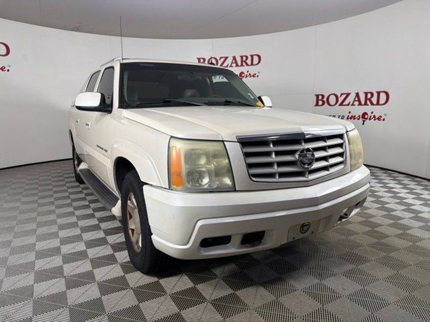Used 2002 Cadillac Escalade EXT for Sale - Kelley Blue Book
