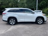 Used 2015 Toyota Highlander Limited image 2