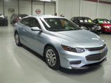 Used 2017 Chevrolet Malibu LT image 3