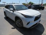 Used 2022 Toyota Highlander Platinum image 3