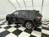 New 2025 Chevrolet Equinox LT image 2