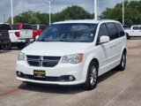 Used 2015 Dodge Grand Caravan SXT image 2