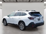 Used 2022 Subaru Outback Premium image 4